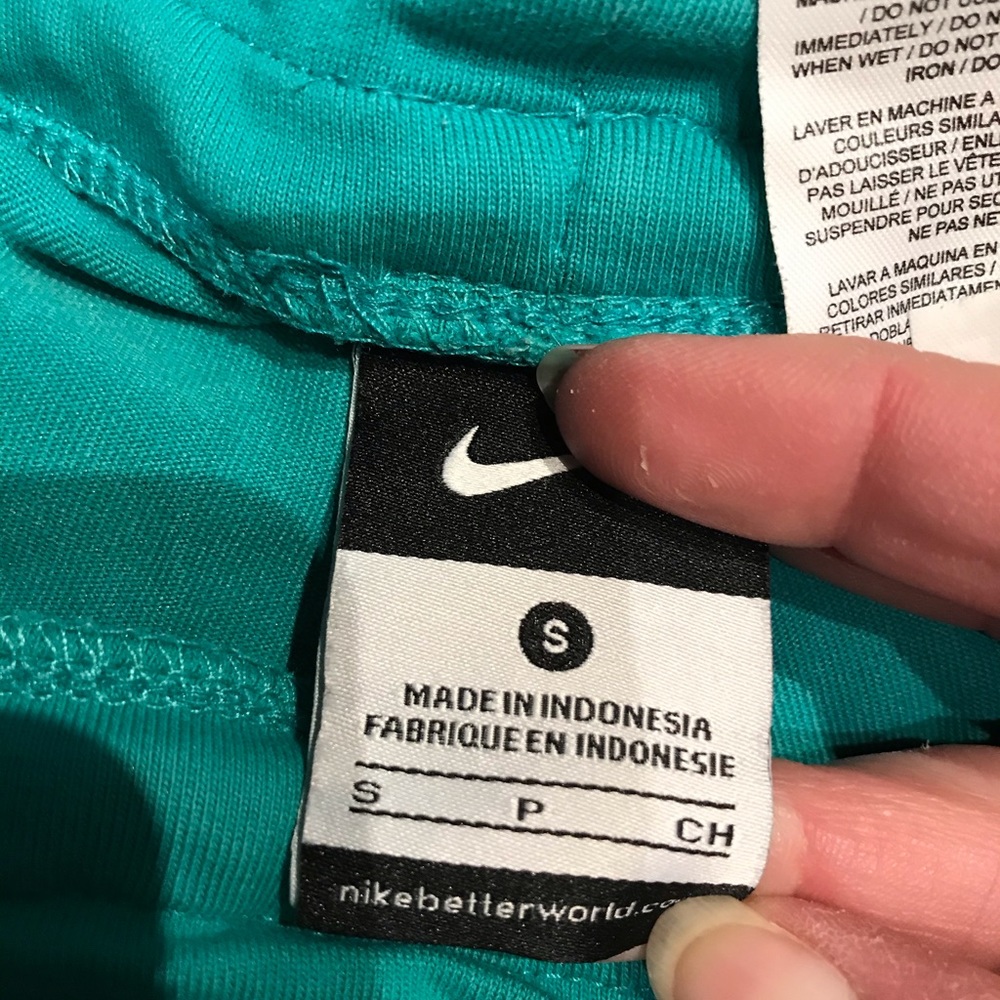 Nike Shorts - Picture 2 of 2